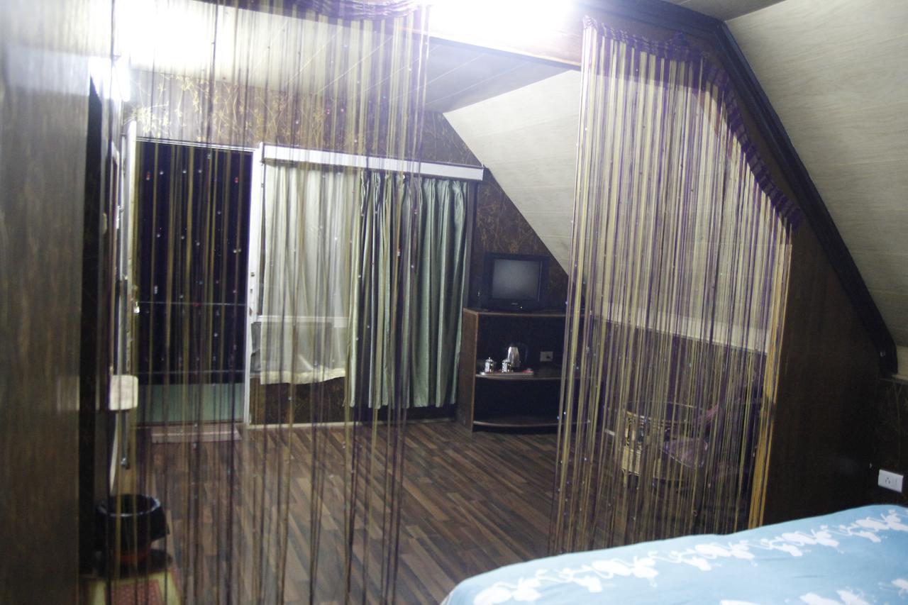 Vamoose Mandarin Village Resort Rinchenpong Exteriör bild